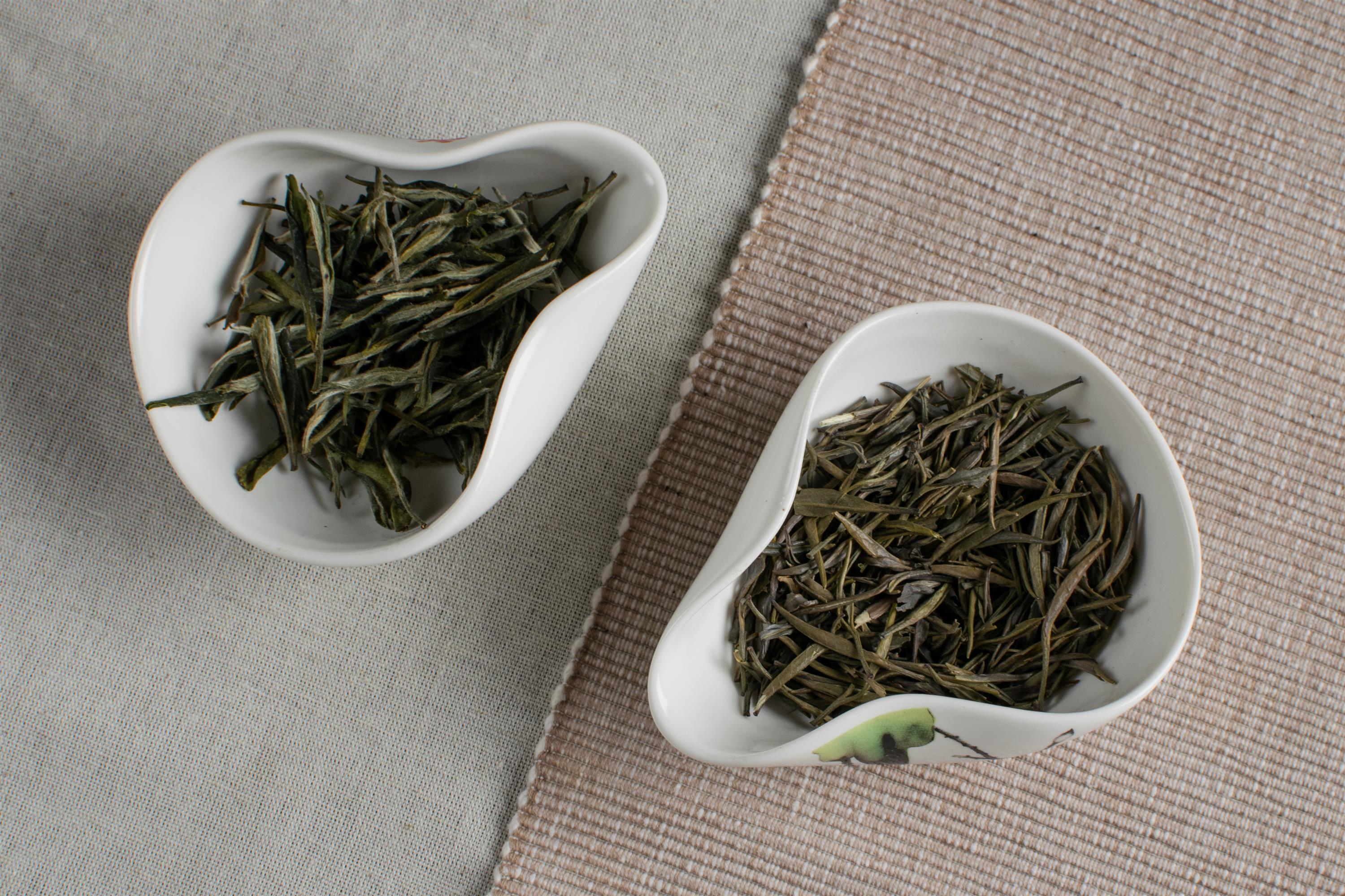 Цзюань Шань Инь Чжэнь зеленый чай. Желтый чай сырье. Желтый чай рассыпной. Завяливание чая. Желтый чай купить